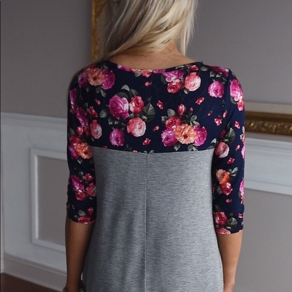 NWT Gray/Floral 3/4 Sleeve Baseball Tee Size L - Picture 2 of 3